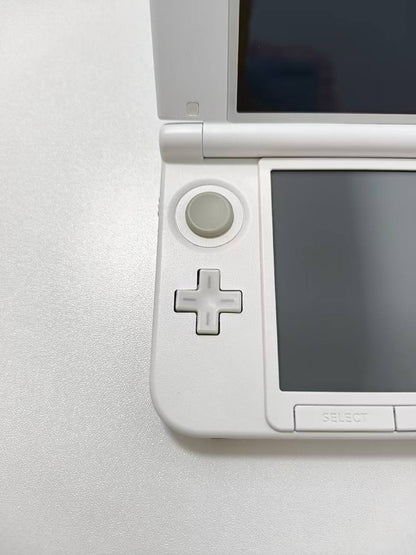 Nintendo 3DS XL - White
