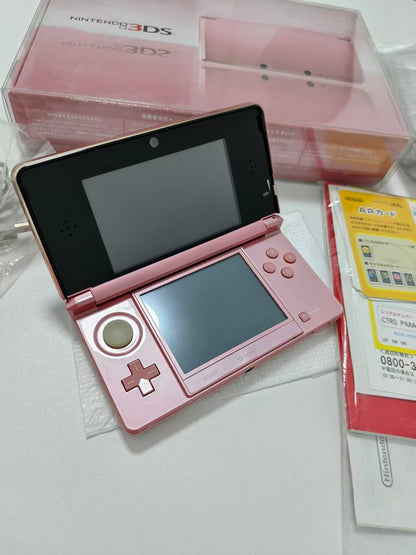Nintendo 3DS - Pink w original box