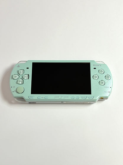 PSP 2000 - Mint Green