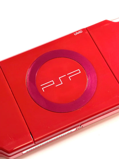 PSP 2000 - Deep red