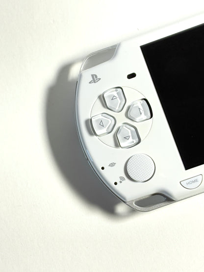 PSP 2000 - White