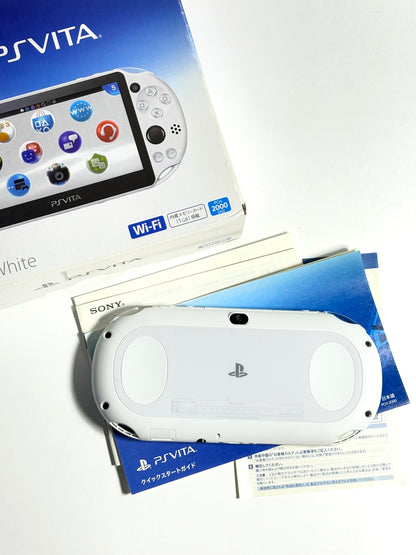 Ps Vita 2000 - Glacier White w Original box