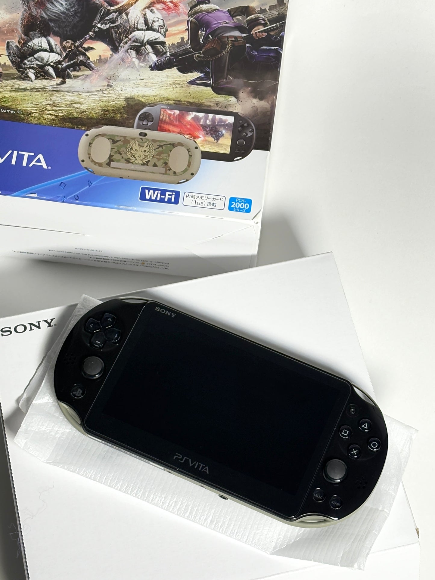 Ps Vita 2000 - God Eater 2 Fenrir Edition - Mint