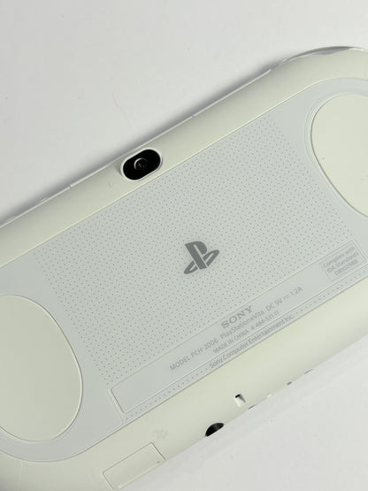 Ps Vita 2000 - White