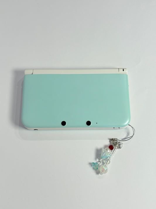 Nintendo 3DS LL - Mint and White