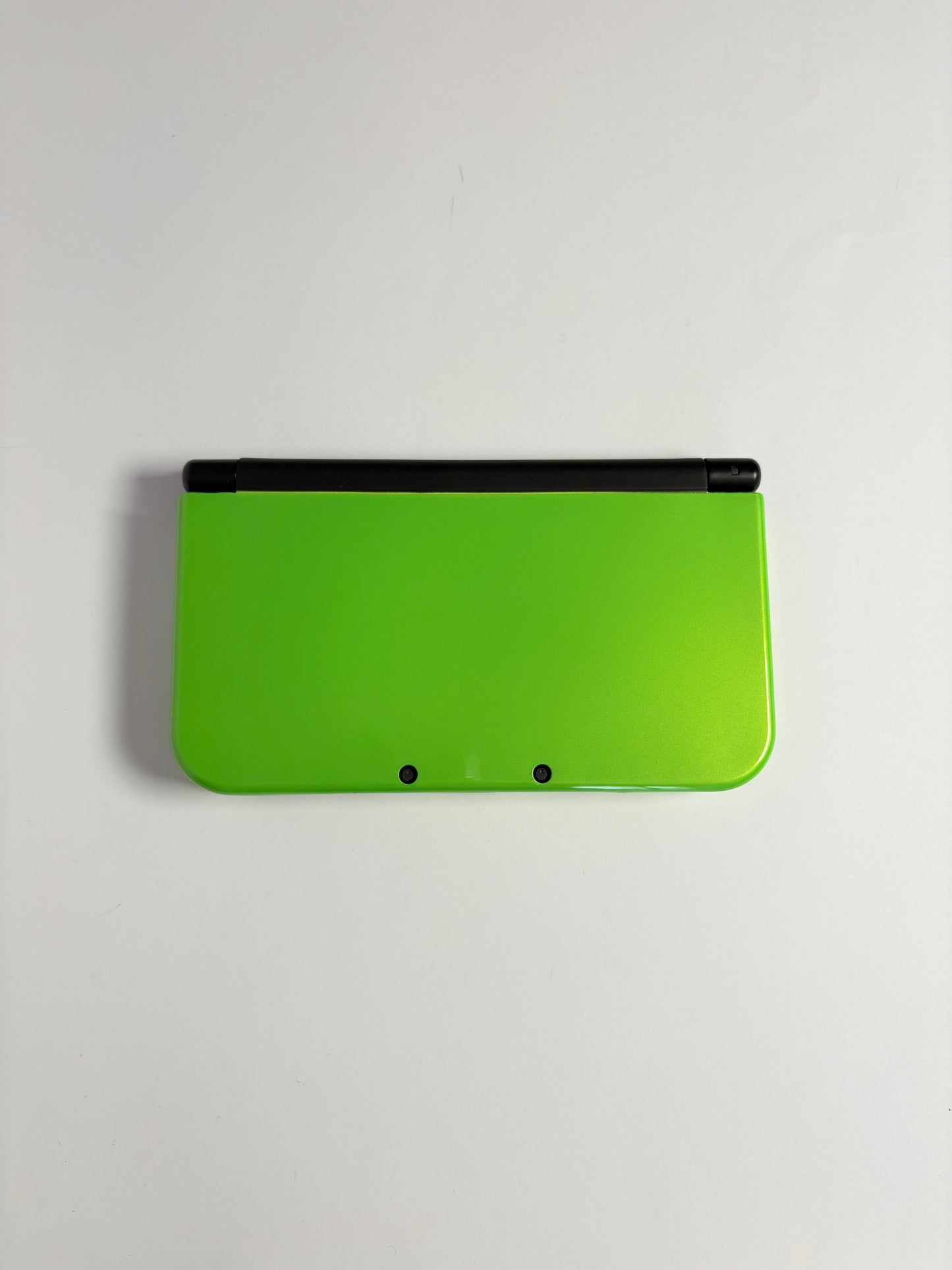 NEW Nintendo 3DS XL - Lime Green