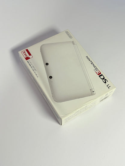 Nintendo 3DS LL - White