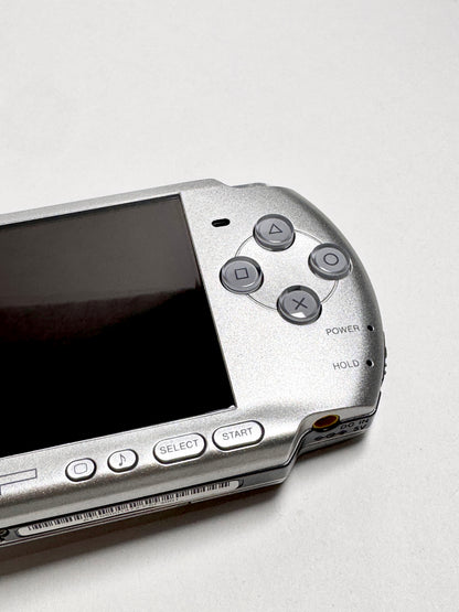 PSP 3000 - Silver - IPS