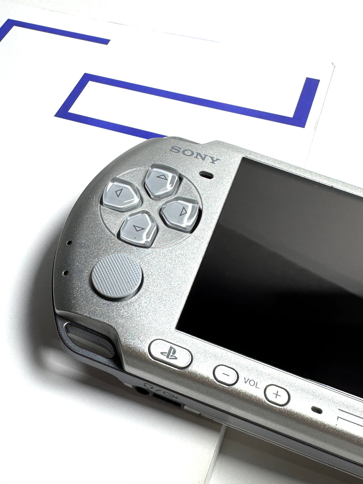 PSP 3000 - Silver - IPS