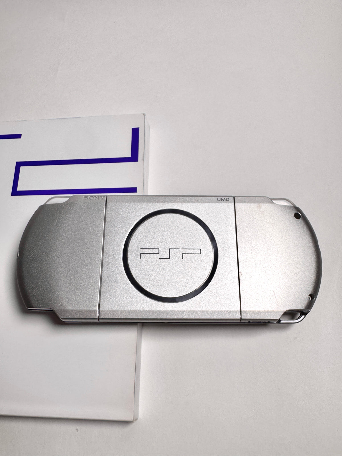 PSP 3000 - Silver - IPS