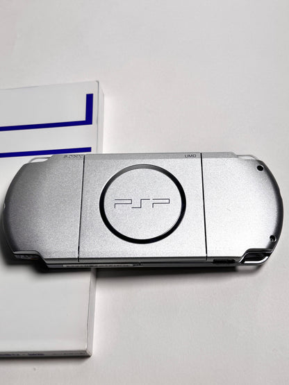 PSP 3000 - Silver - IPS
