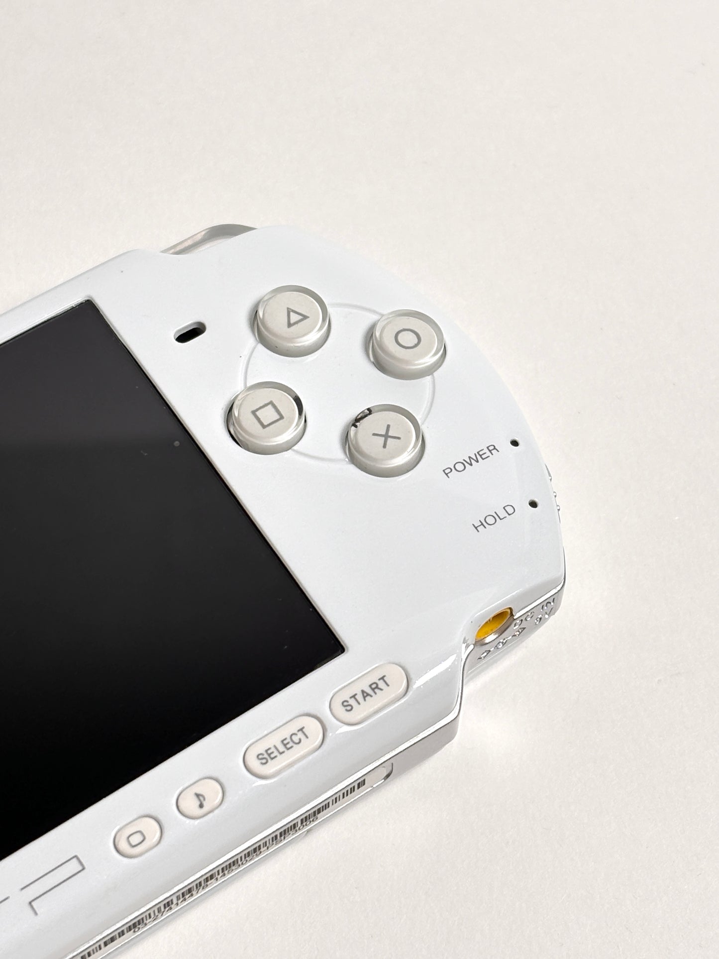 PSP 3000 - Crystal White - IPS
