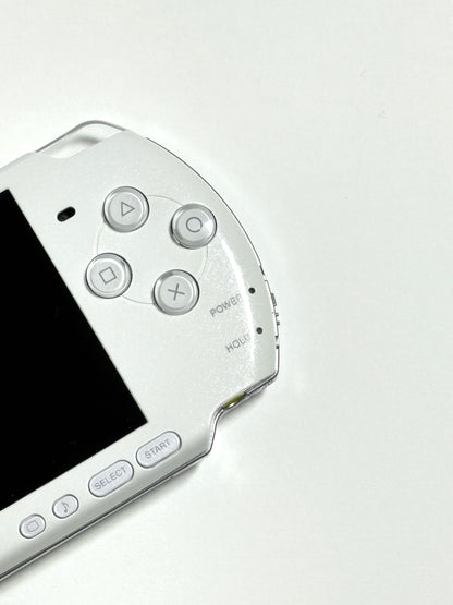 PSP 3000 - Pearl White