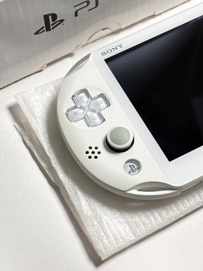 Ps Vita 2000 - White w Original box