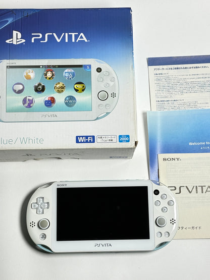 Ps Vita 2000 - Light Blue w Original box