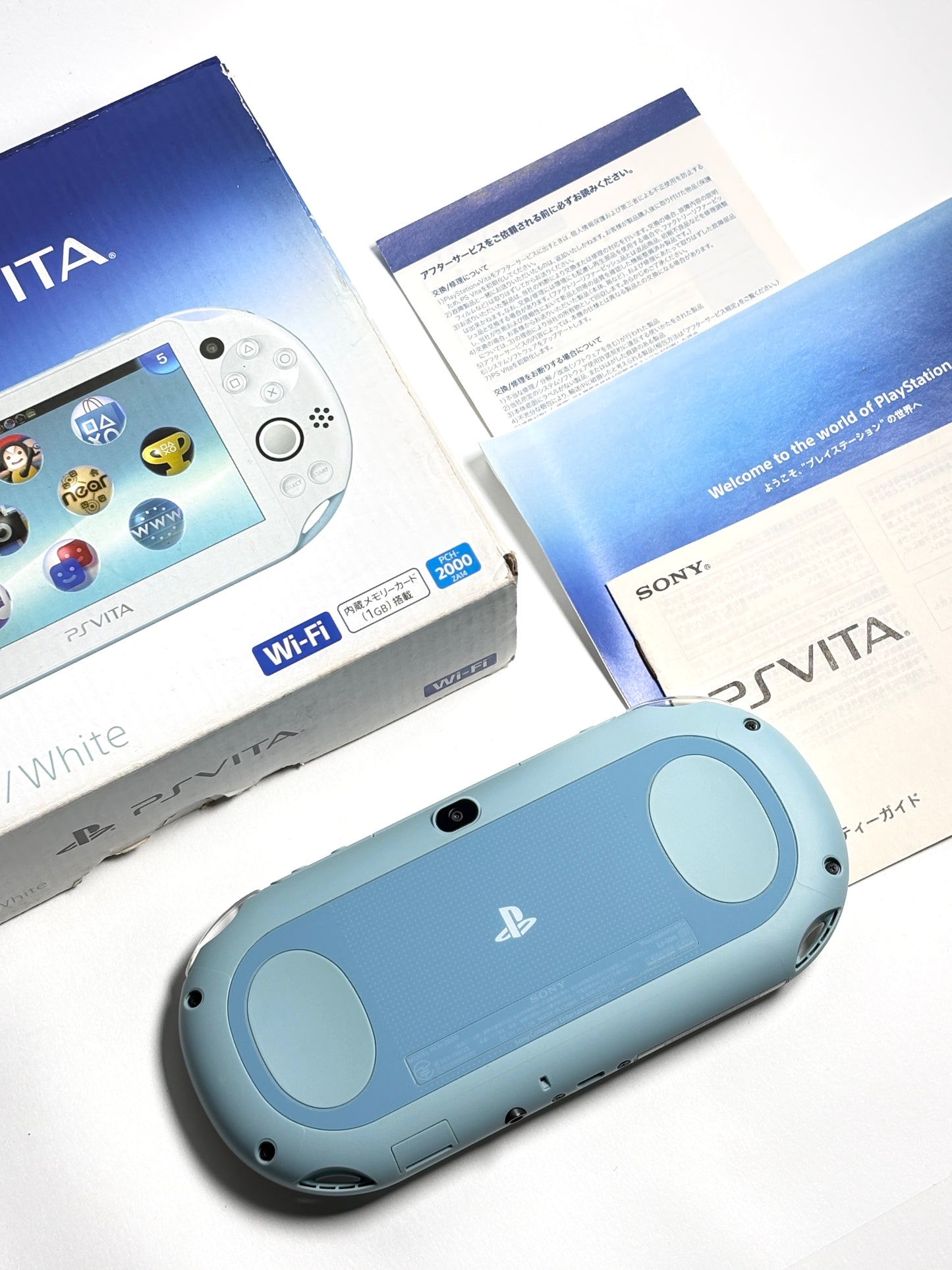 Ps Vita 2000 - Light Blue w Original box