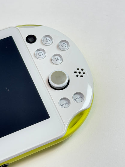 PS VITA 2000 - Lime Green