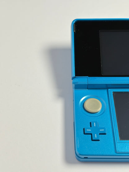 Nintendo 3DS - Monster Hunter 4 Limited Edition