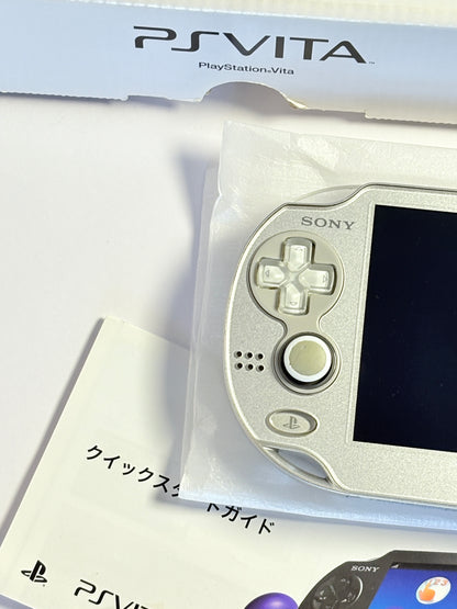 Ps Vita 1000 - Ice Silver Fantasy Star Limited Edition