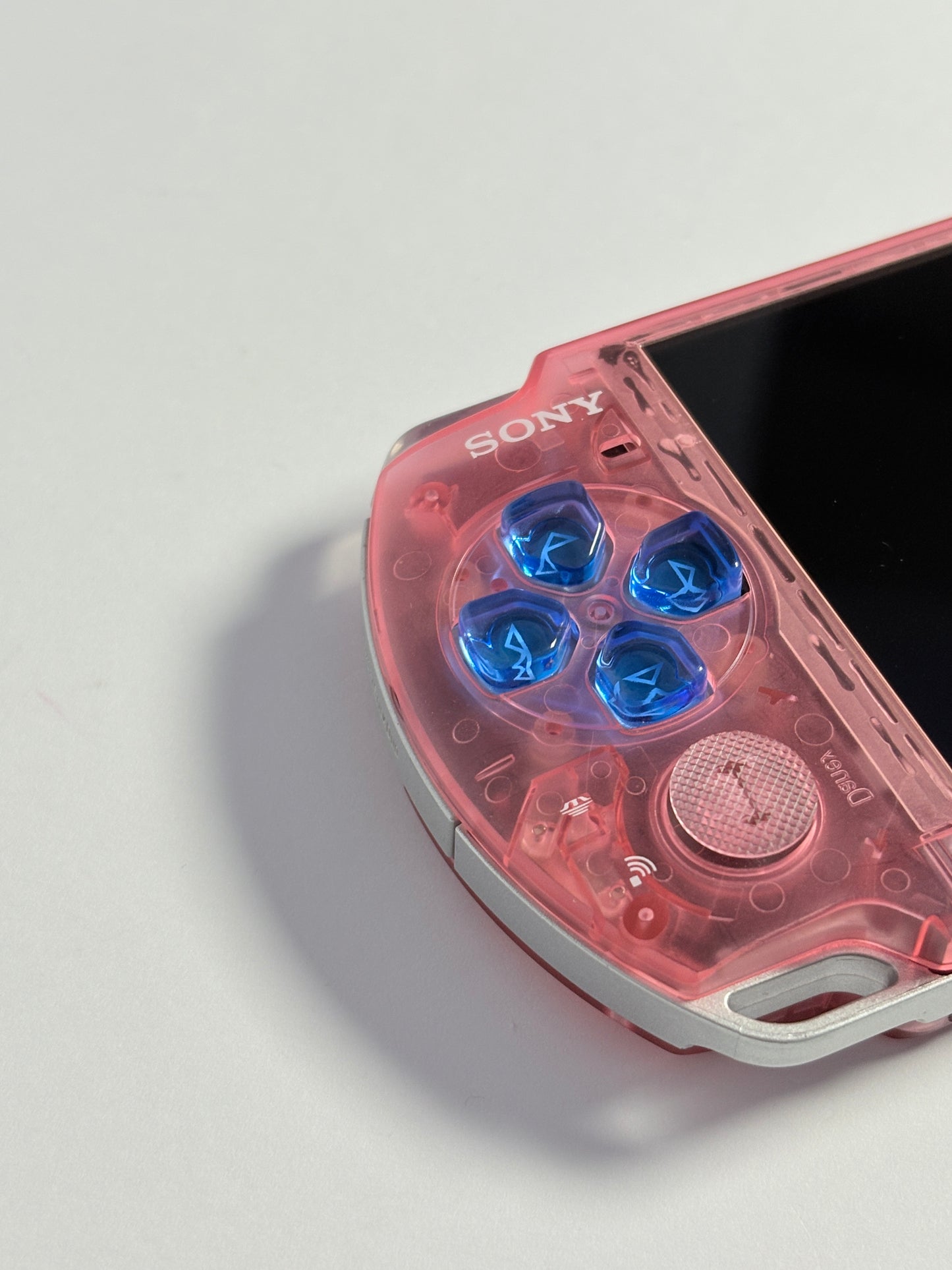 PSP 3000 - Transparent Pink w Blue buttons