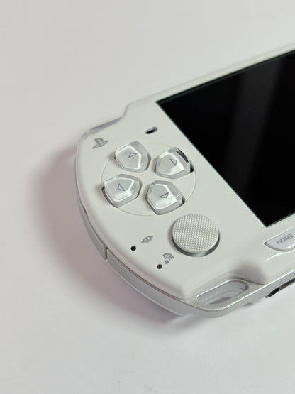 PSP 2000 - White