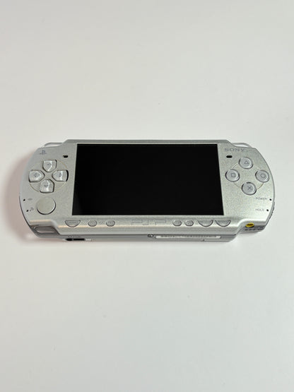 PSP 2000 - Silver