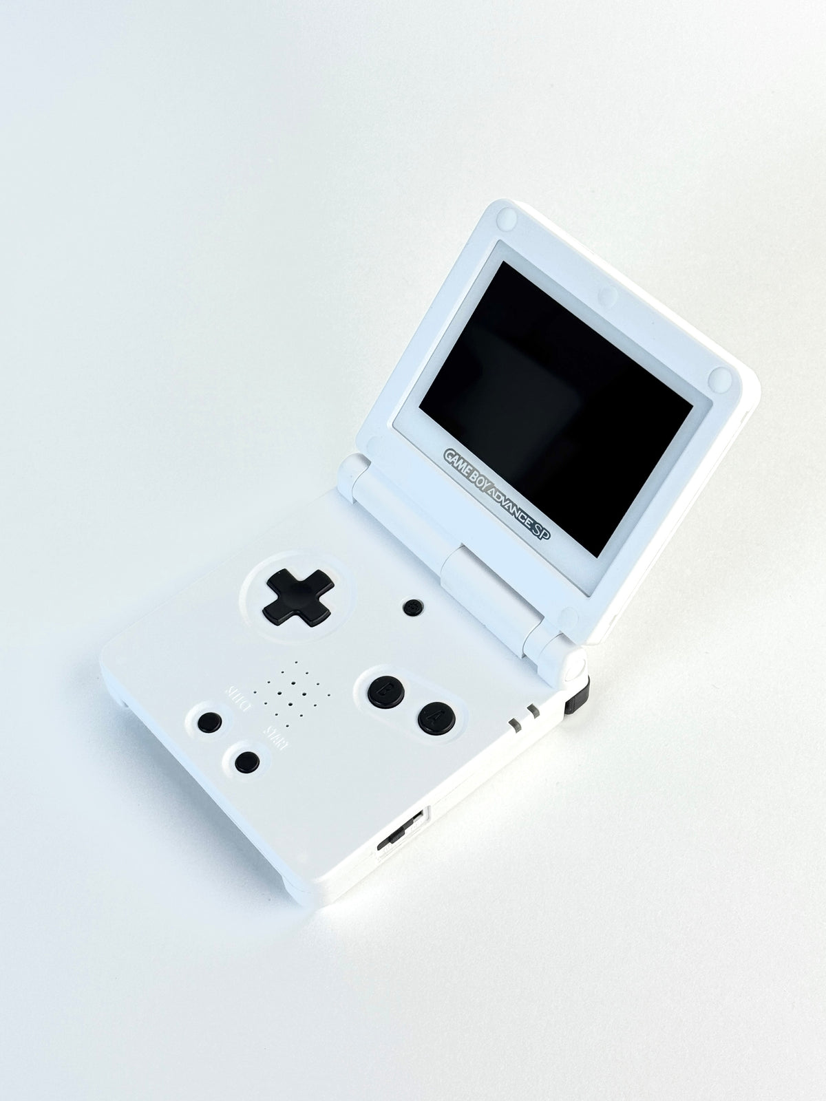 Game Boy Advance SP – Gundam inspired custom