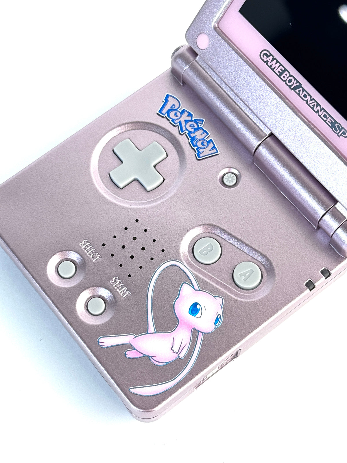 Game Boy Advance SP – Mew inspired custom&nbsp;
