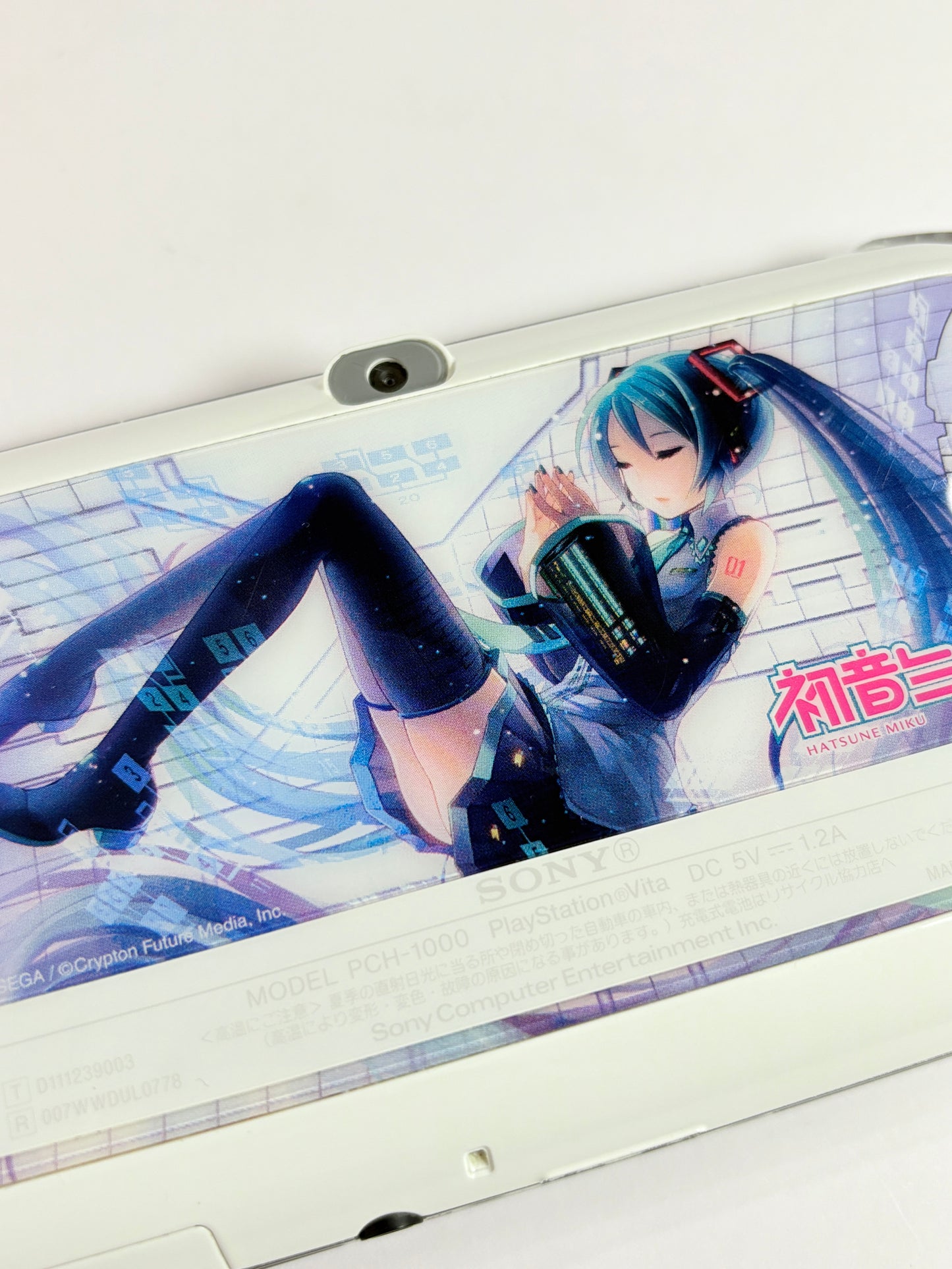 Ps Vita 1000 - Hatsune Miku Limited Edition