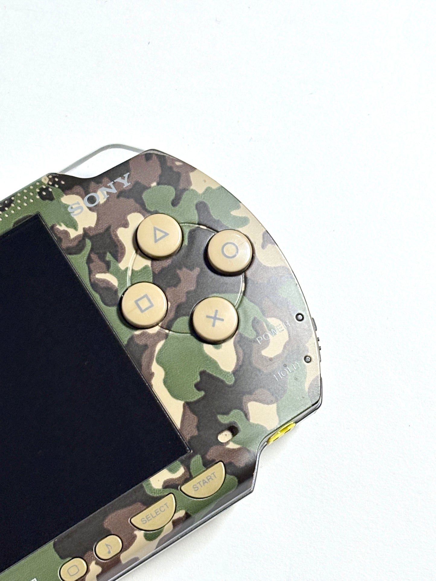 PSP 1000 - IPS - Metal Gear Solid Portable Ops Edition