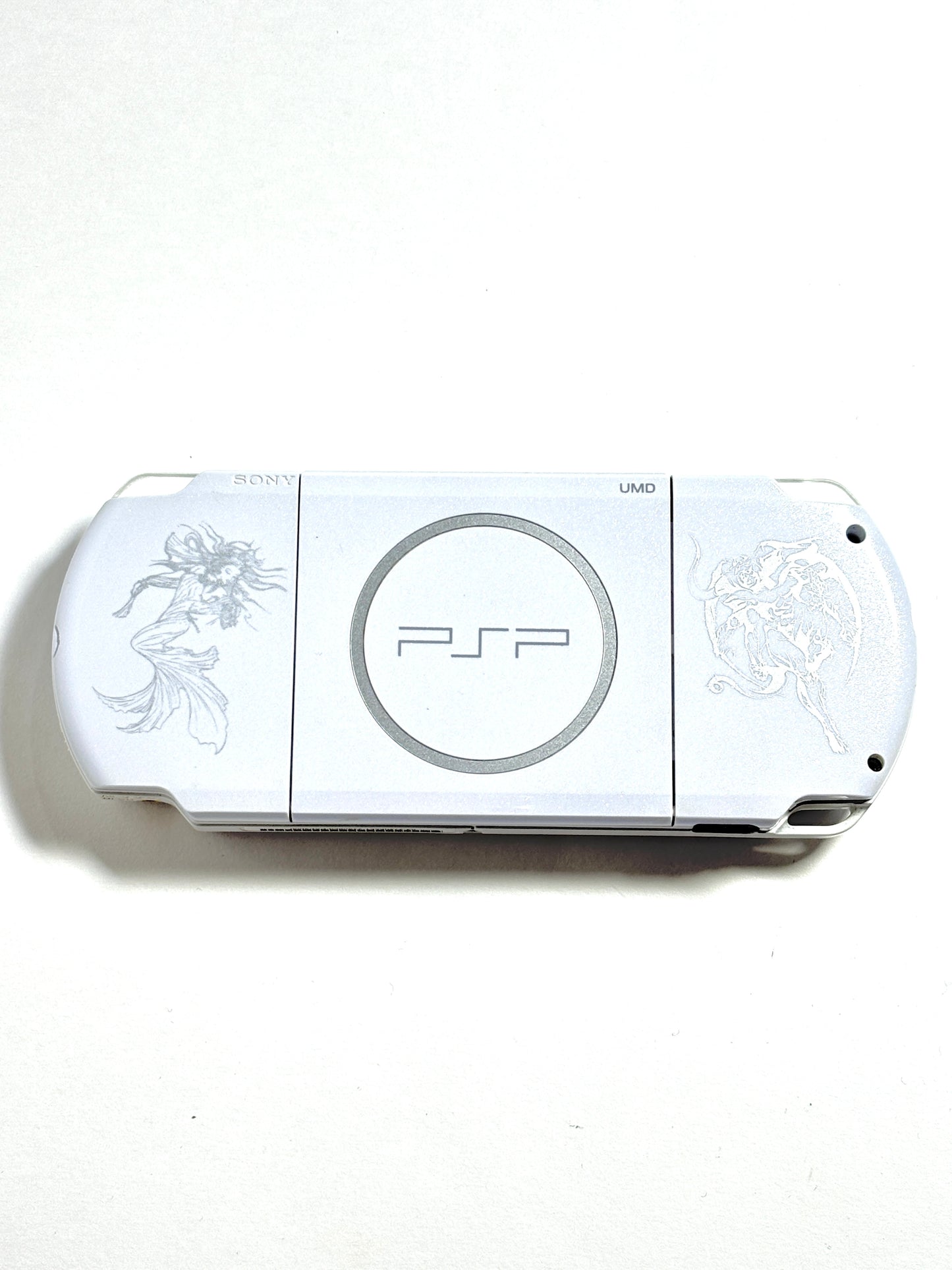 PSP 3000 - Dissidia Final Fantasy 20th Anniversary Limited Edition