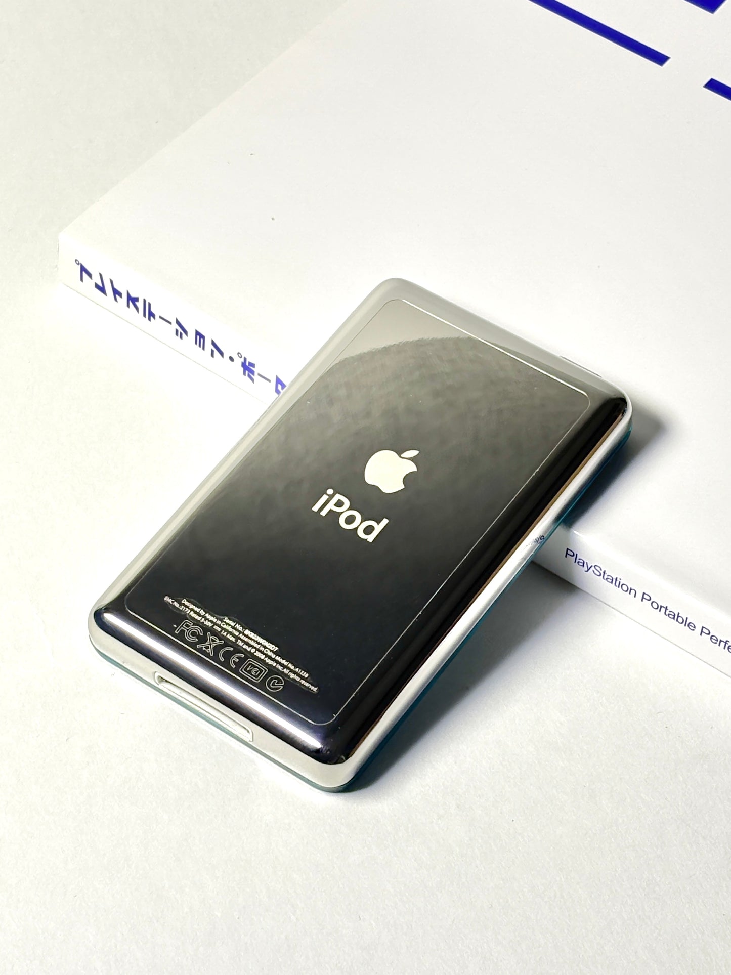 Ipod Video - Classic 5th gen - Transparent Purple