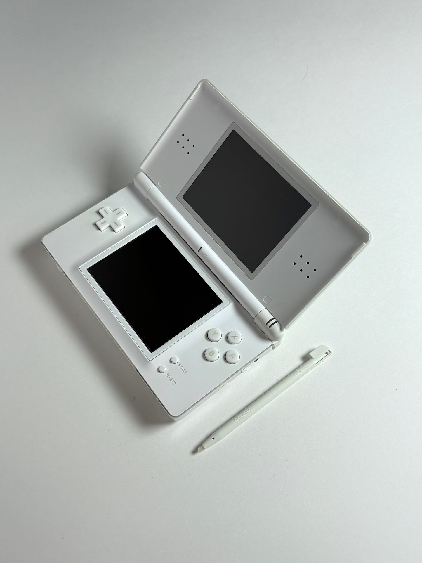 Nintendo DS Lite - White