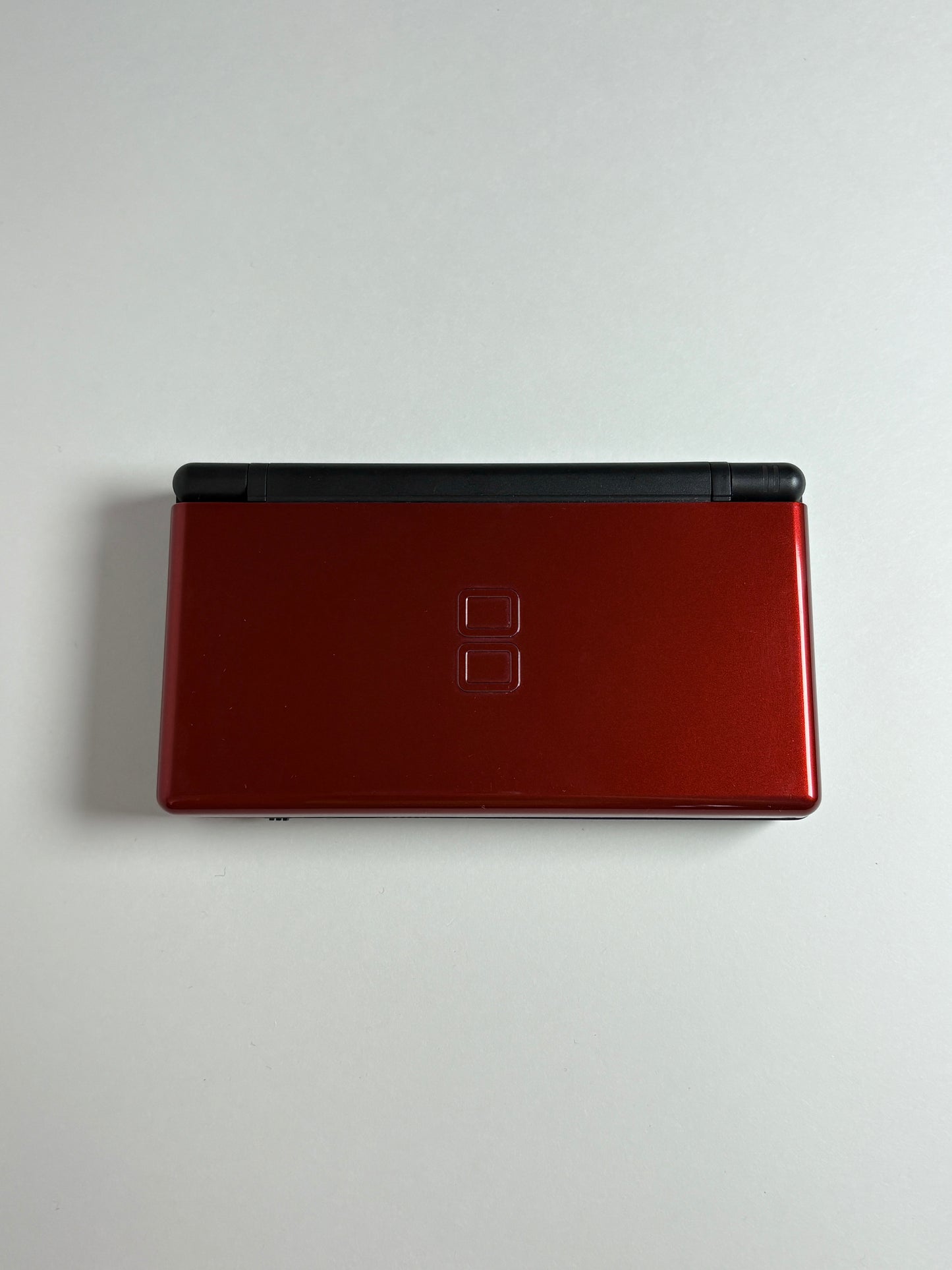 Nintendo DS Lite - Crimson Red