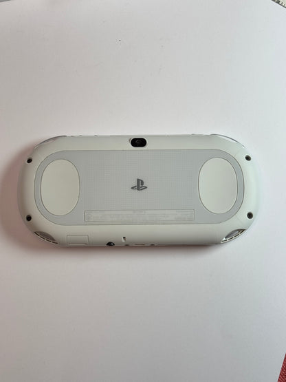 PS VITA 2000 - Glacier White with Original box