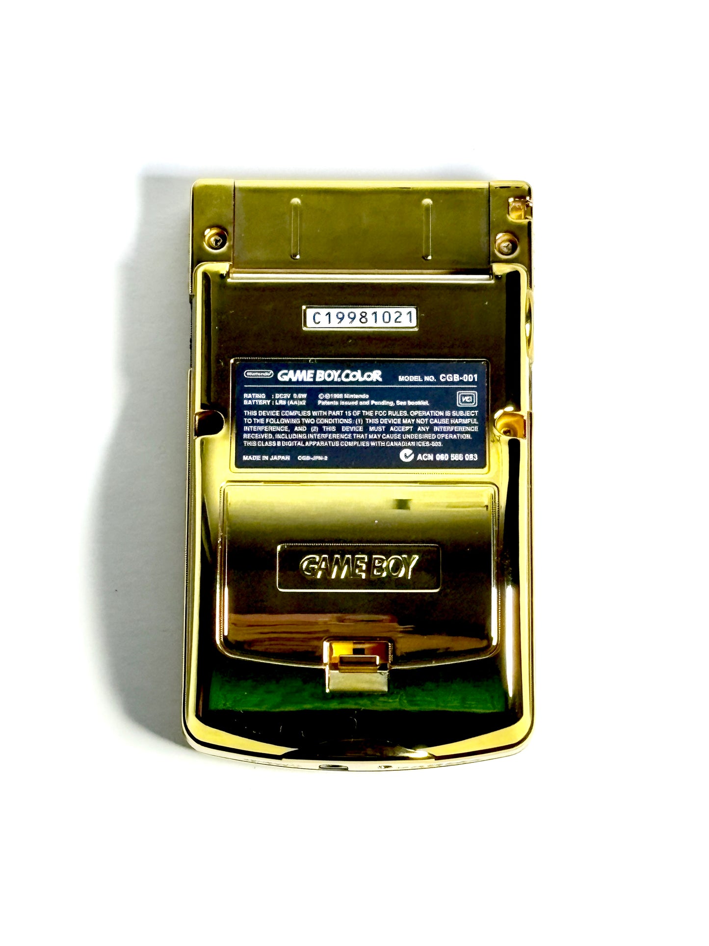 Game Boy Color – Metallic Gold