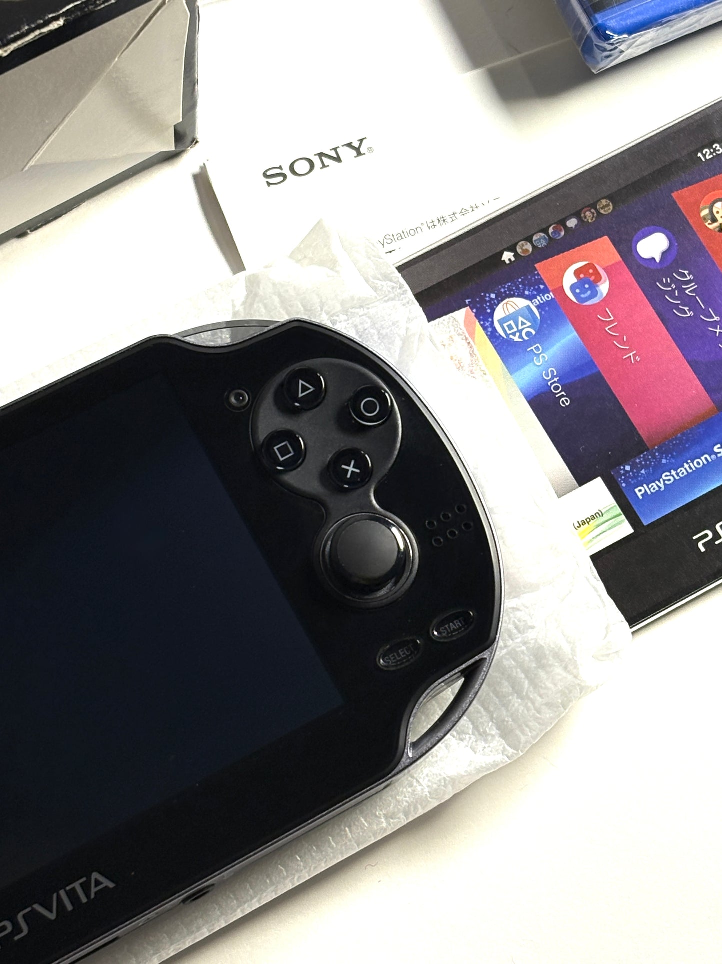 Ps Vita 1000 - Toukiden Onigara Limited Edition