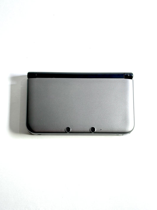 Nintendo 3DS XL - Silver