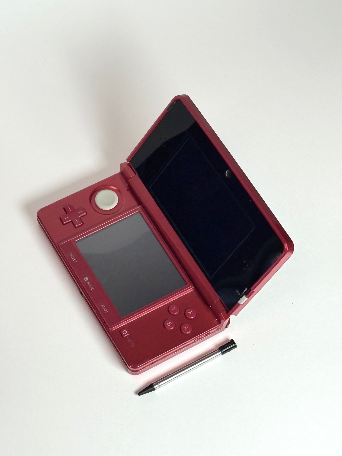 Nintendo 3DS - Red