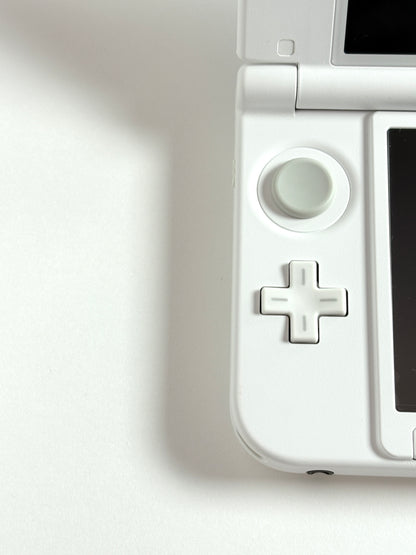 Nintendo 3DS XL - White