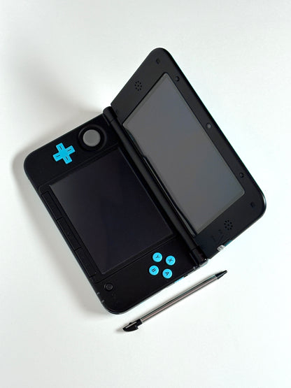 Nintendo 3DS LL - Turquoise and Black