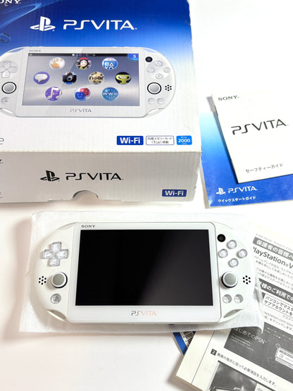Ps Vita 2000 - White w Original box and acessories