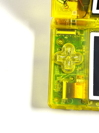 Nintendo DS Lite - Pikachu Transparent Yellow