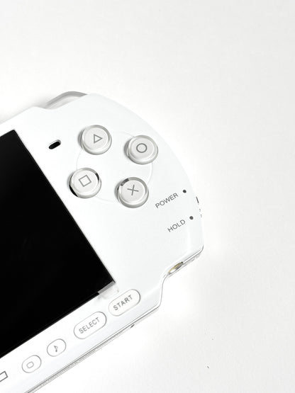 PSP 3000 - Crystal White - IPS