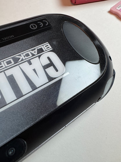 Ps Vita 1000 - Call of Duty Edition ( Low condition )