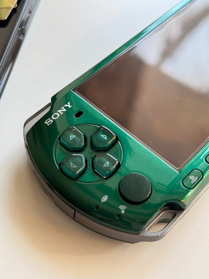 PSP 3000 - Spirited Green