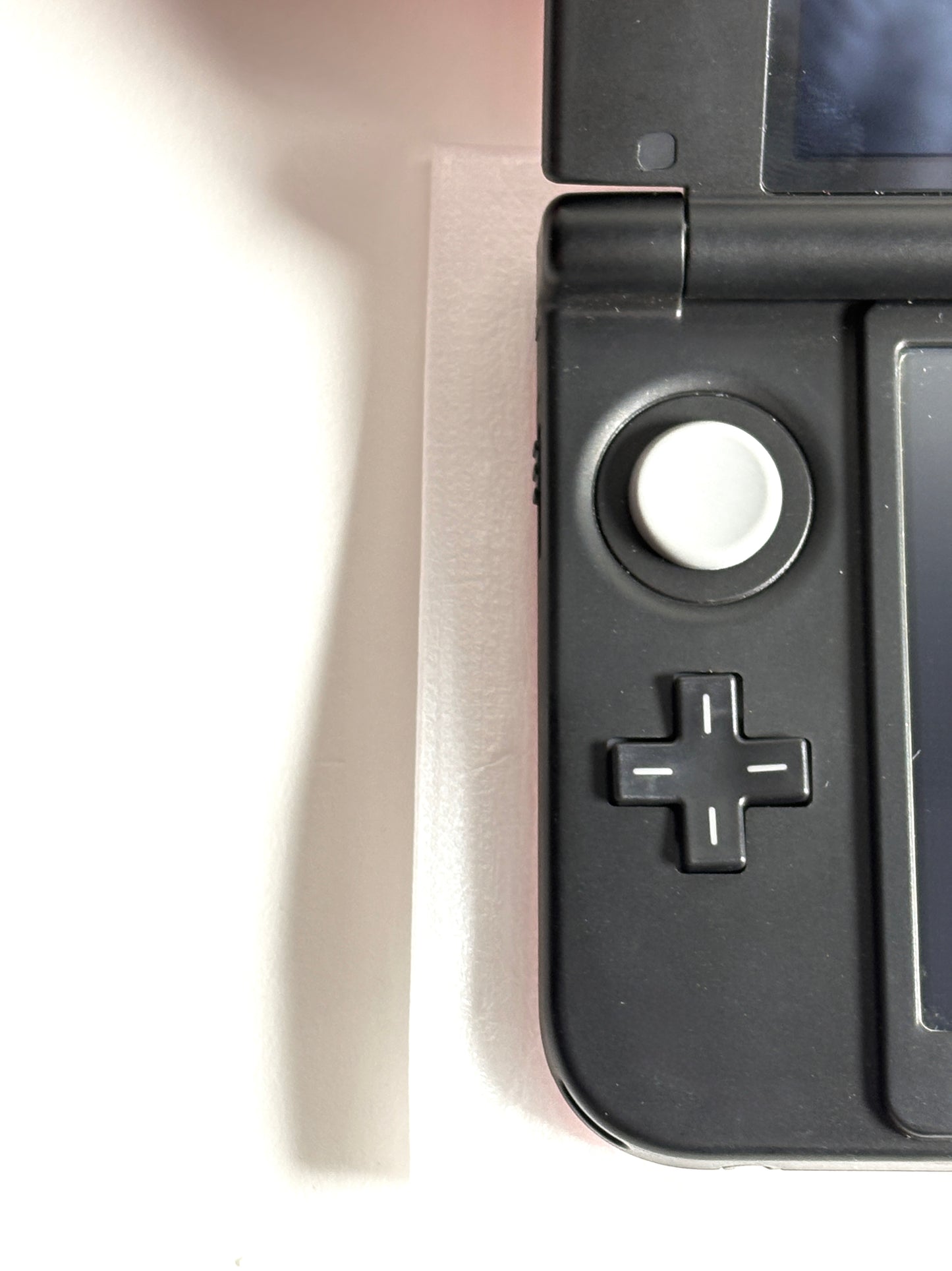 Nintendo 3DS LL - Red w original box and acessories