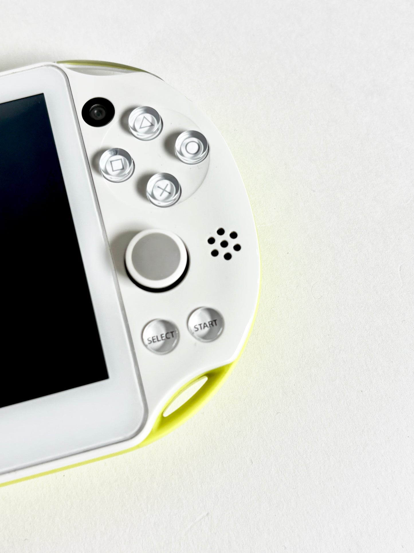 Ps Vita 2000 - Lime Green