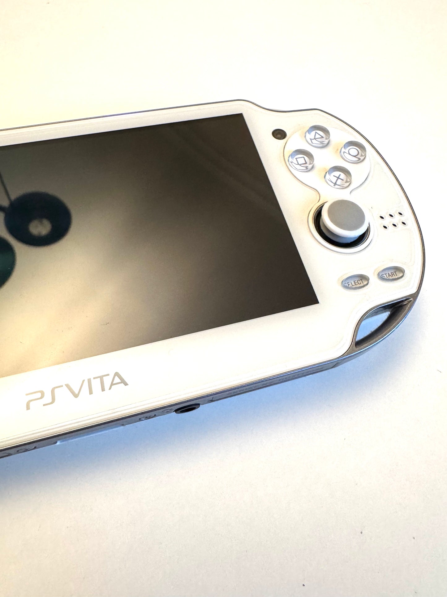 PS Vita 1000 - White