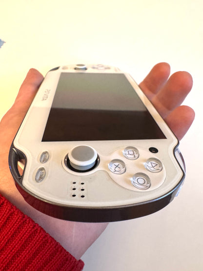 PS Vita 1000 - White